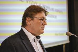 20250423 Nástroje a nástrahy AI nielen na akademickej pôde
